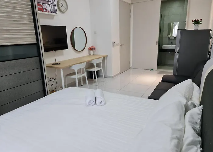 Skytree Studio Apartment Bukit Indah, Johor